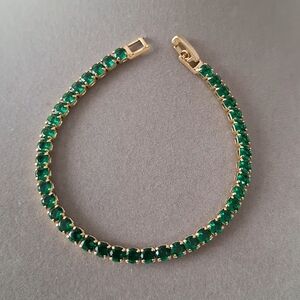 Emerald tennis bracelet 4mm